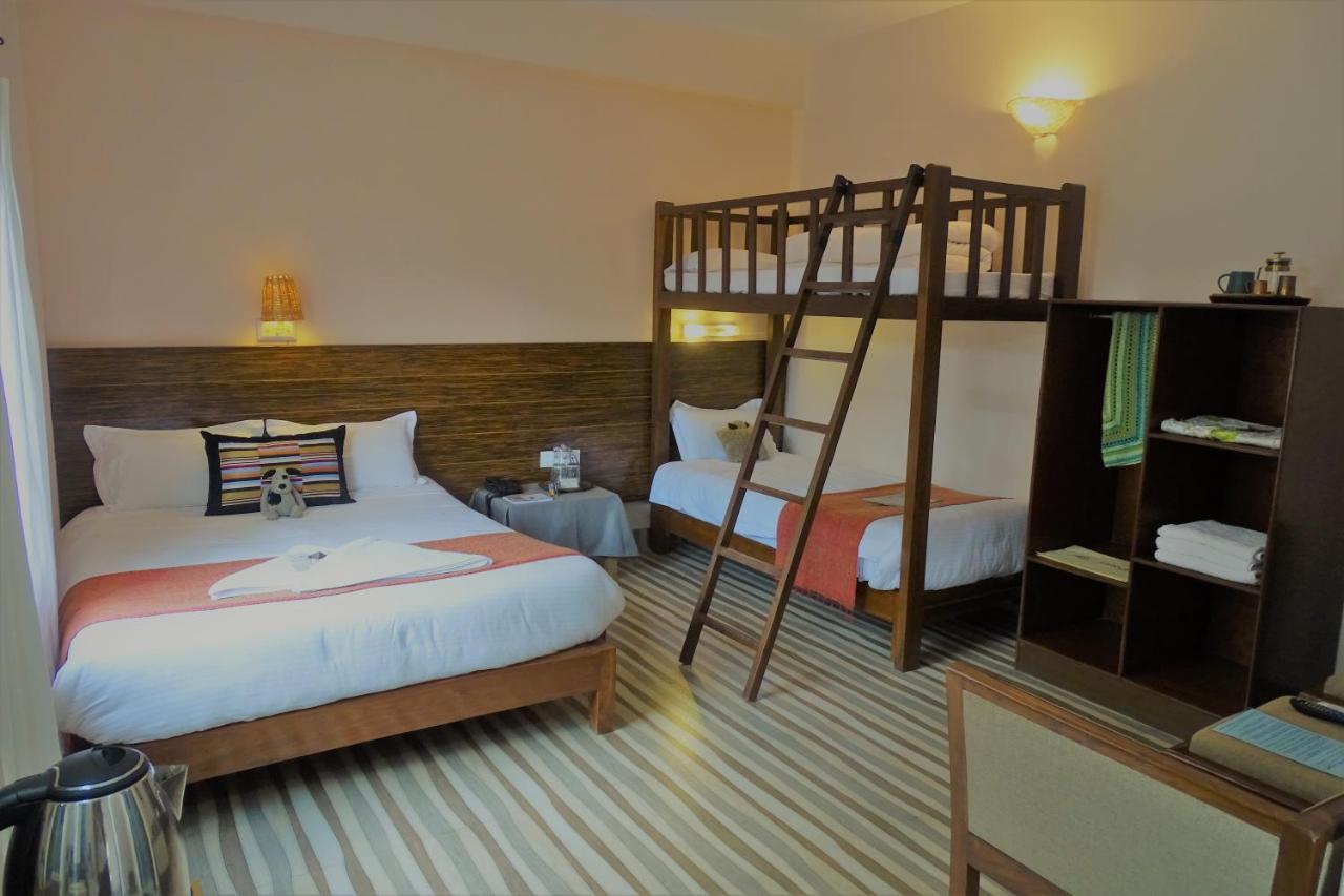 Hotel Karuna Покхара Экстерьер фото